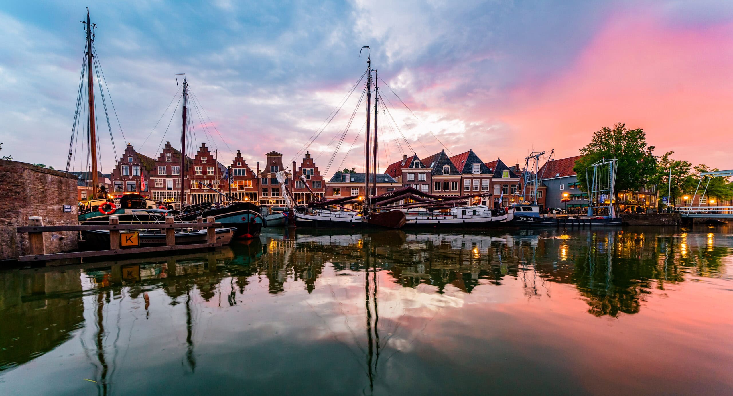 Veermanskade haven Hoorn zonsondergang